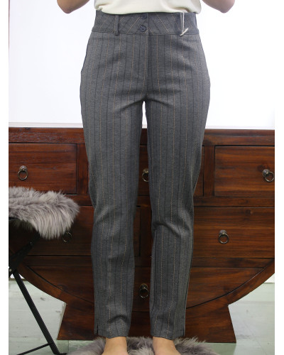 P103.993Couleur:Gris                               