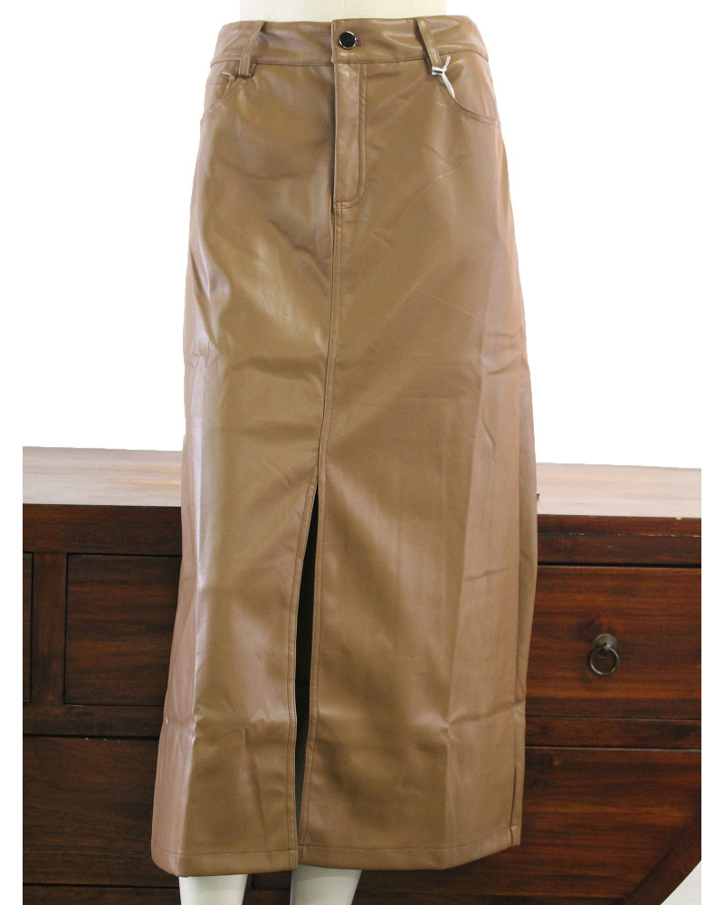P106.532Couleur:CH. Camel                              