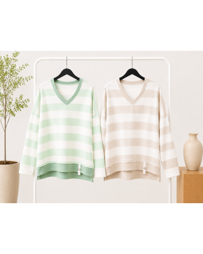 XXL - Col V pull Rayé- 73% poly / 22% visc / 5% elast Couleur:V. Vert